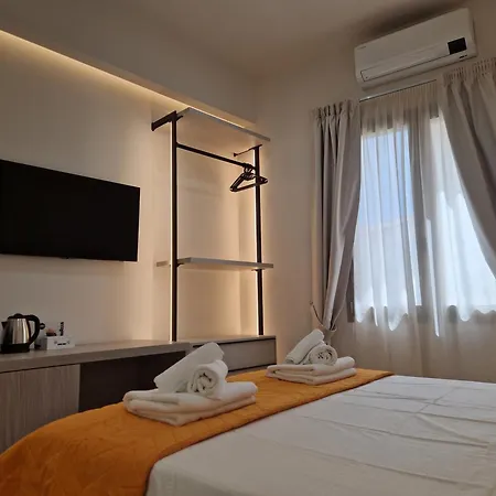 Πανσιόν Acqua Marina La Caletta