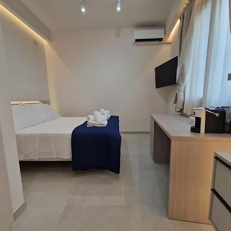 Πανσιόν Acqua Marina La Caletta
